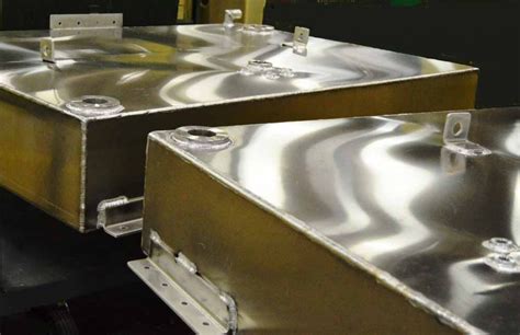 custom made aluminum gas tanks